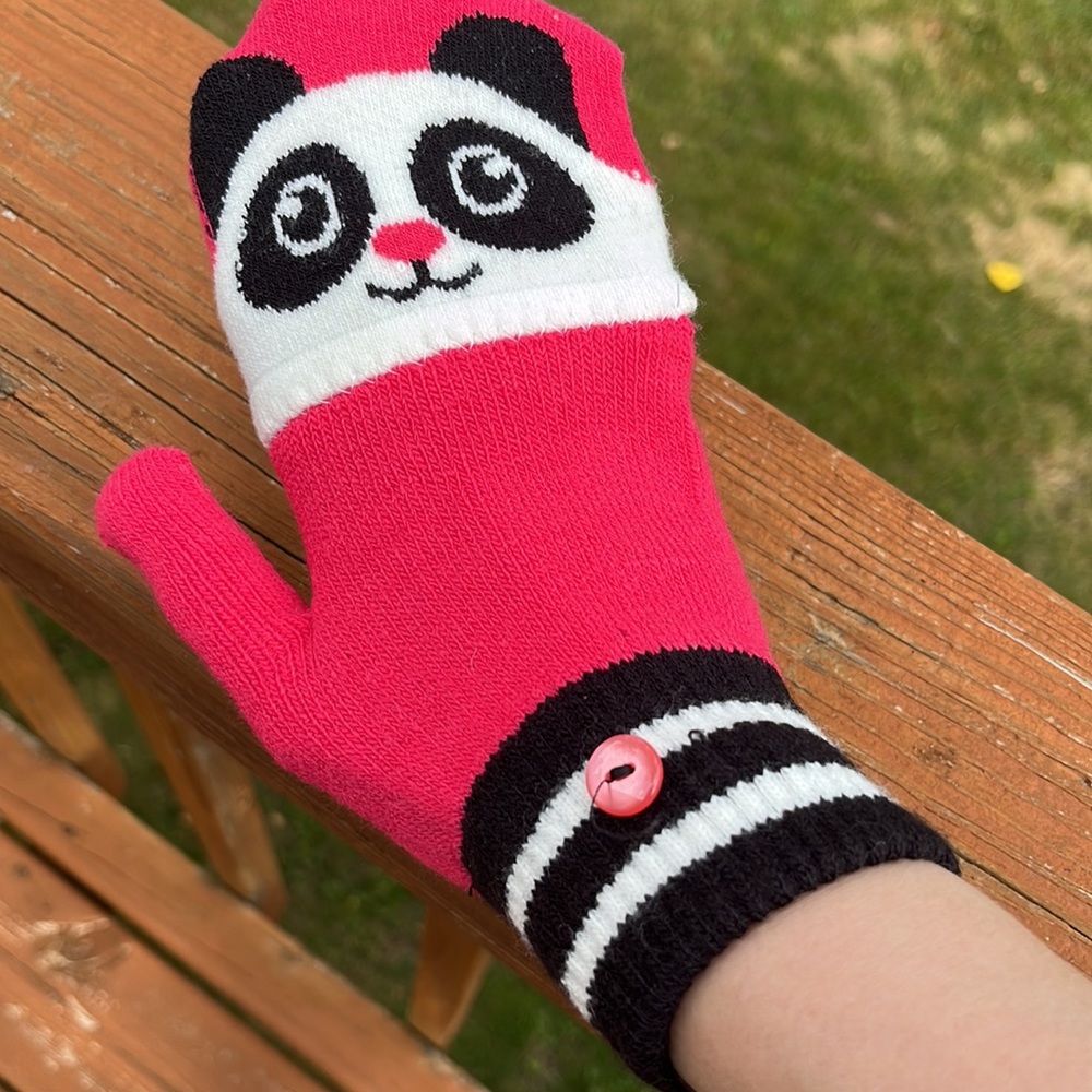 Sequined Panda Fingerless Gloves - Picture 4 of 7